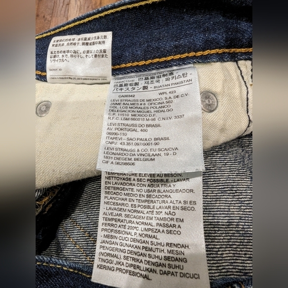 Men's Levi's 511 cut off modern slim fit shorts Sz 32 - Picture 4 of 6